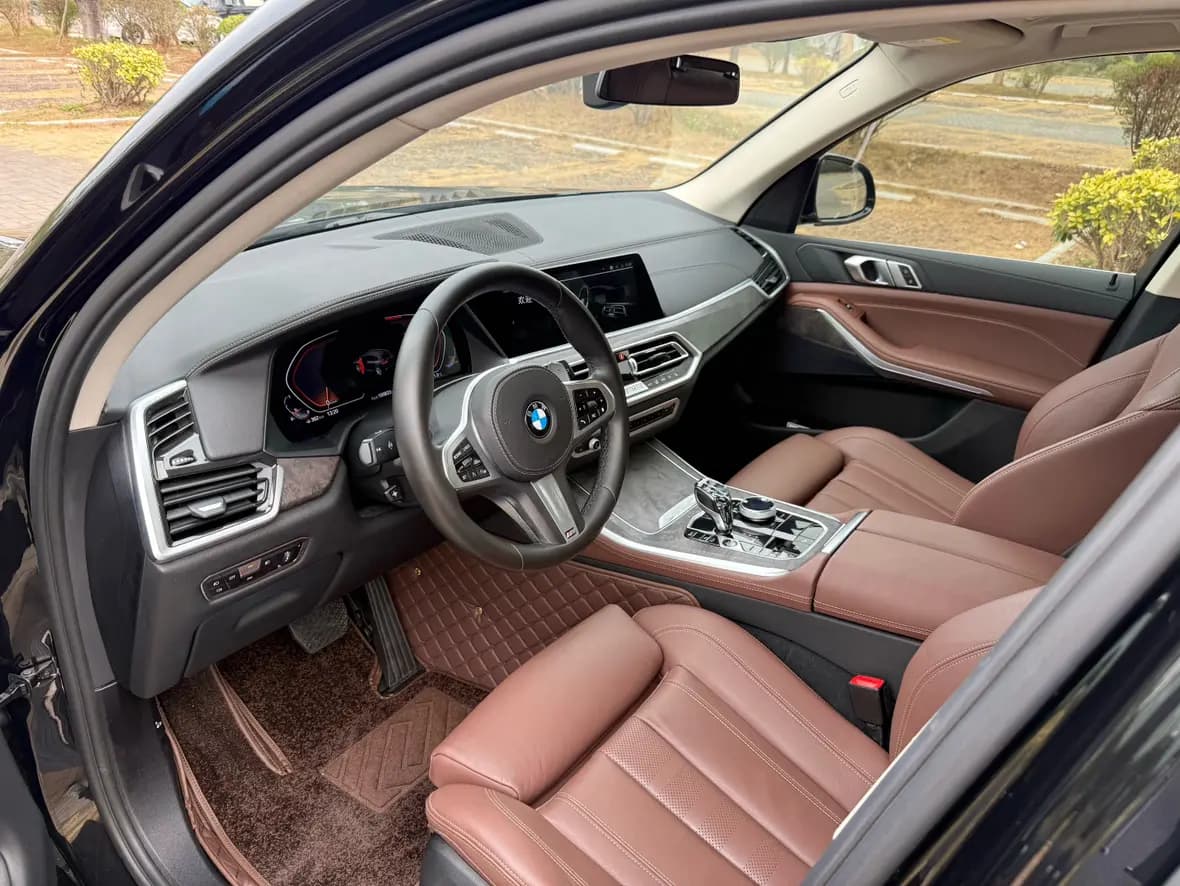 BMW X5 2021 г. 100881 км. — фото 18