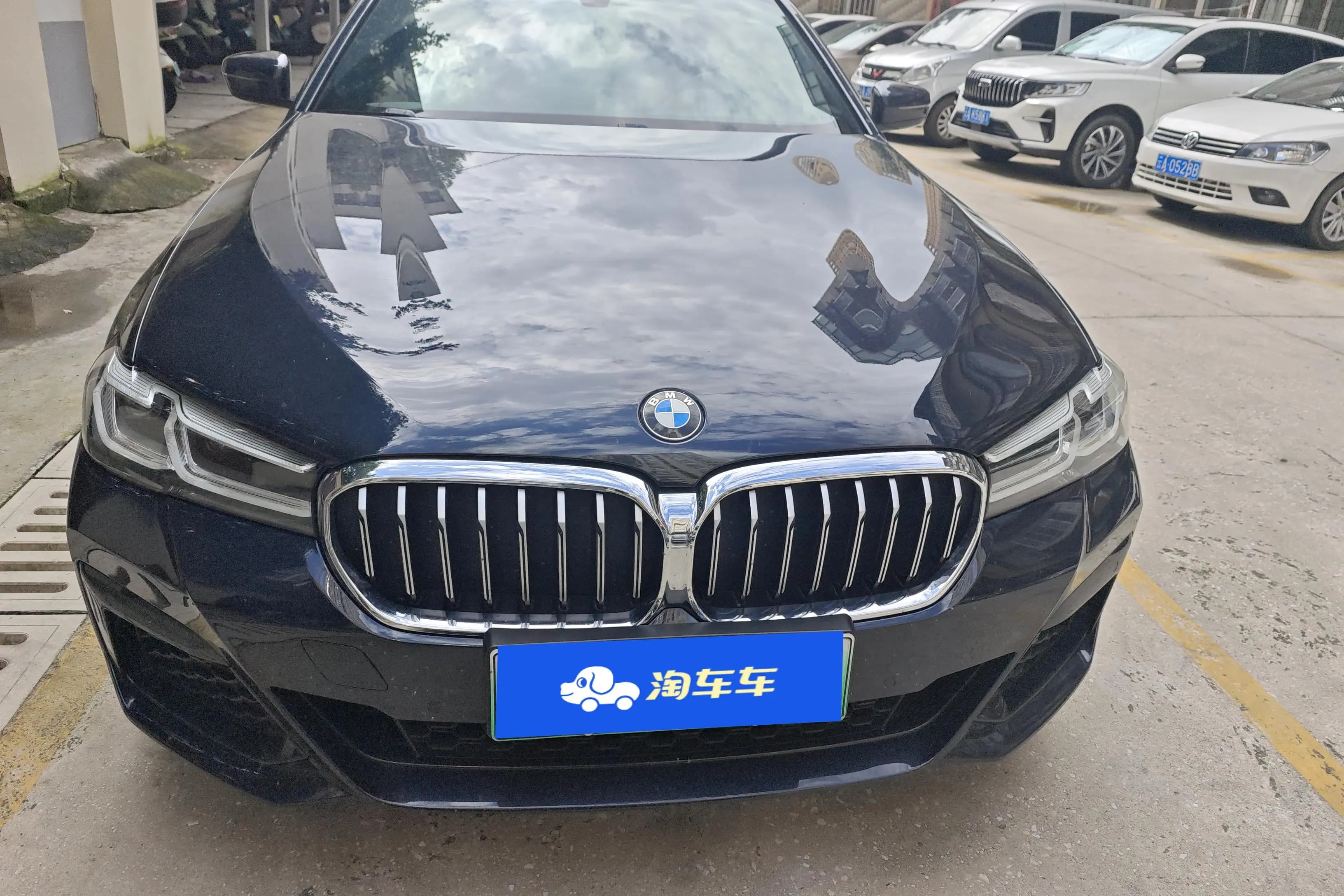 BMW 5 Series PHEV 2021 г. 54800 км. — фото 2