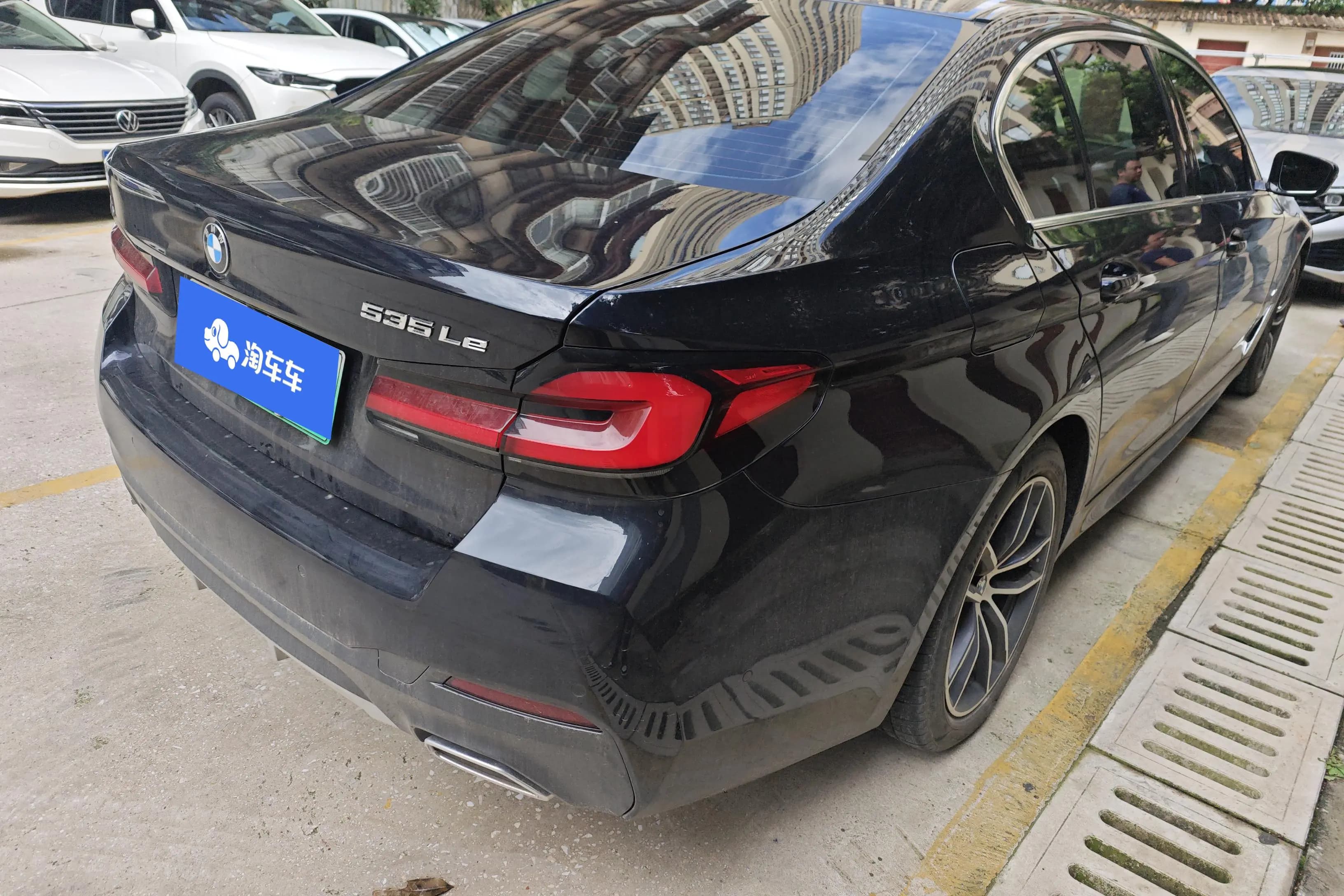 BMW 5 Series PHEV 2021 г. 54800 км. — фото 3