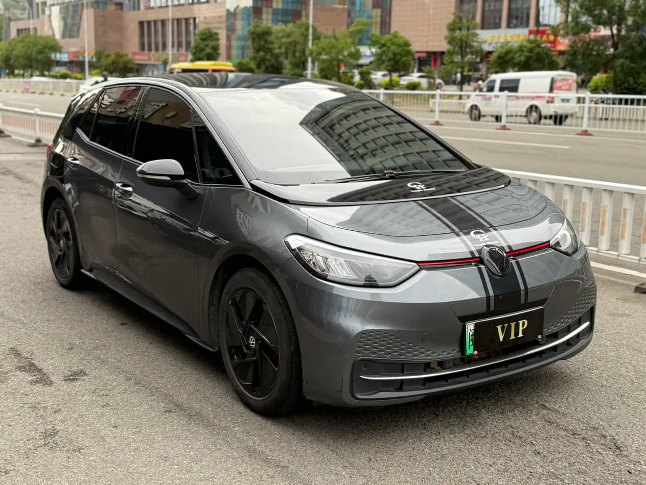 Volkswagen ID.3 2023 г. 57095 км. — фото 3