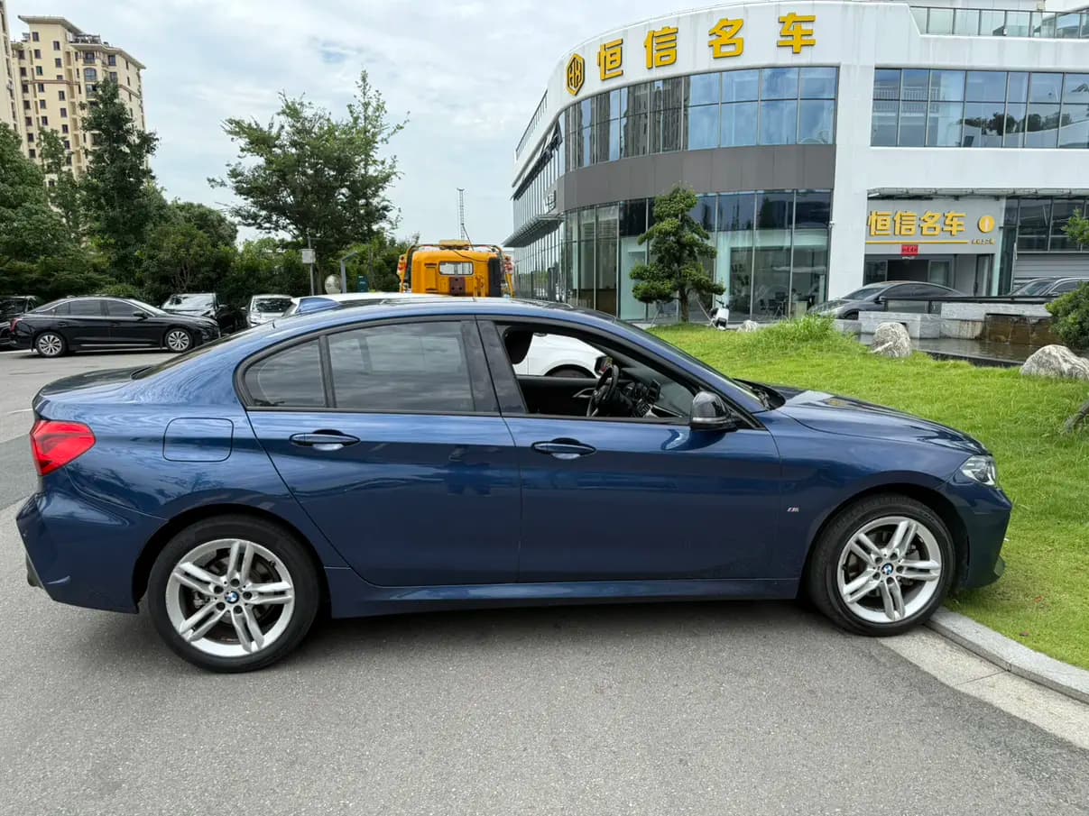 BMW 1 Series 2021 г. 82095 км. — фото 6