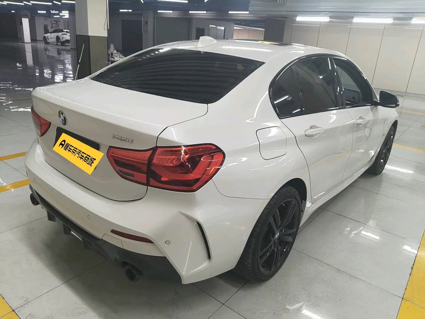 BMW 1 Series 2023 г. 17600 км. — фото 4