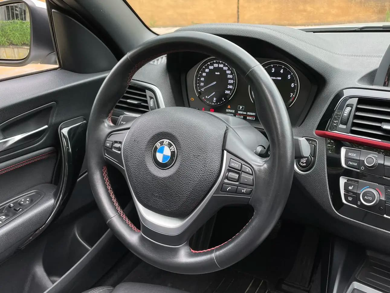 BMW 2 Series 2021 г. 85146 км. — фото 12