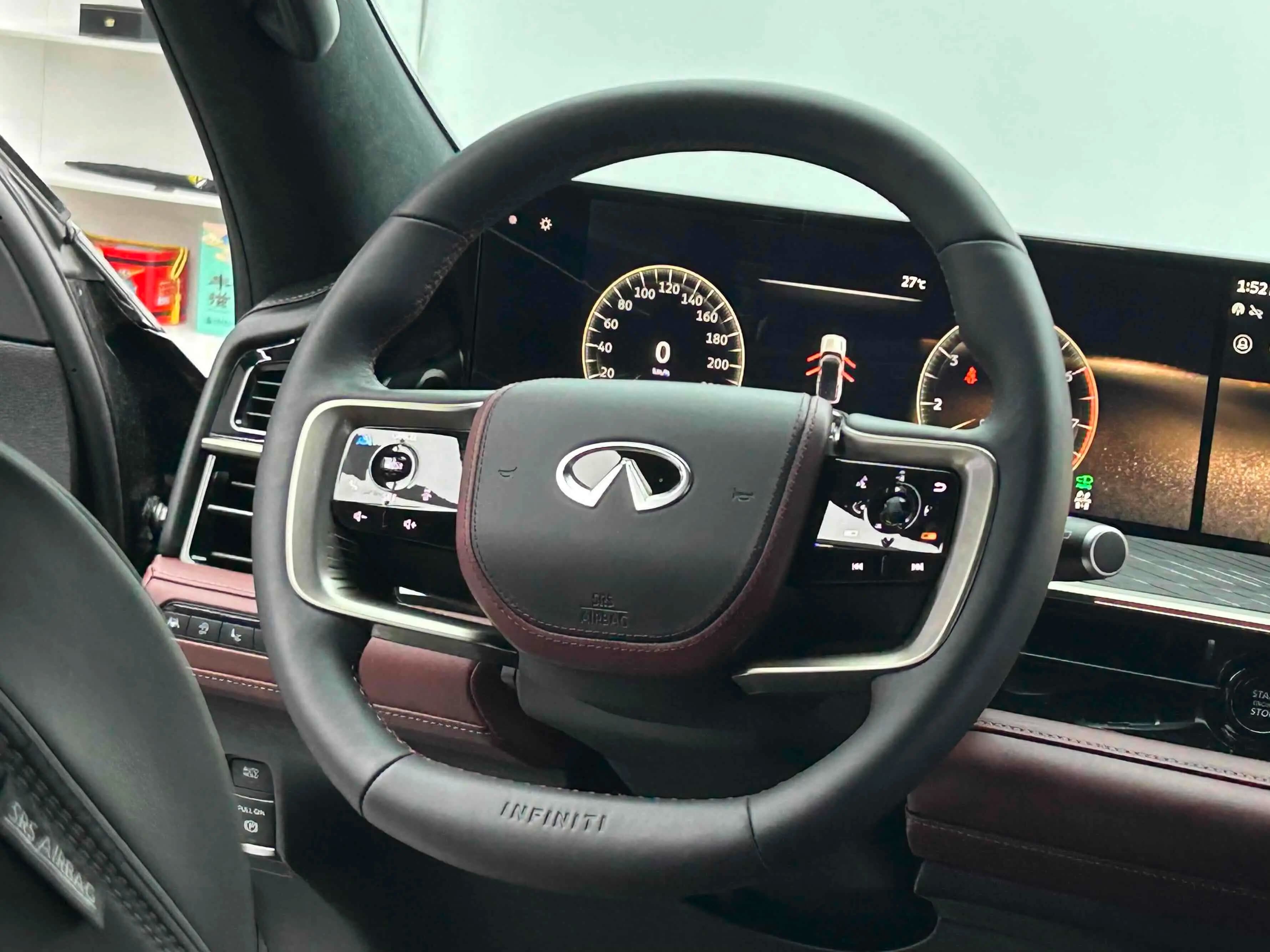 Infiniti QX80 2025 г. 6418 км. — фото 15