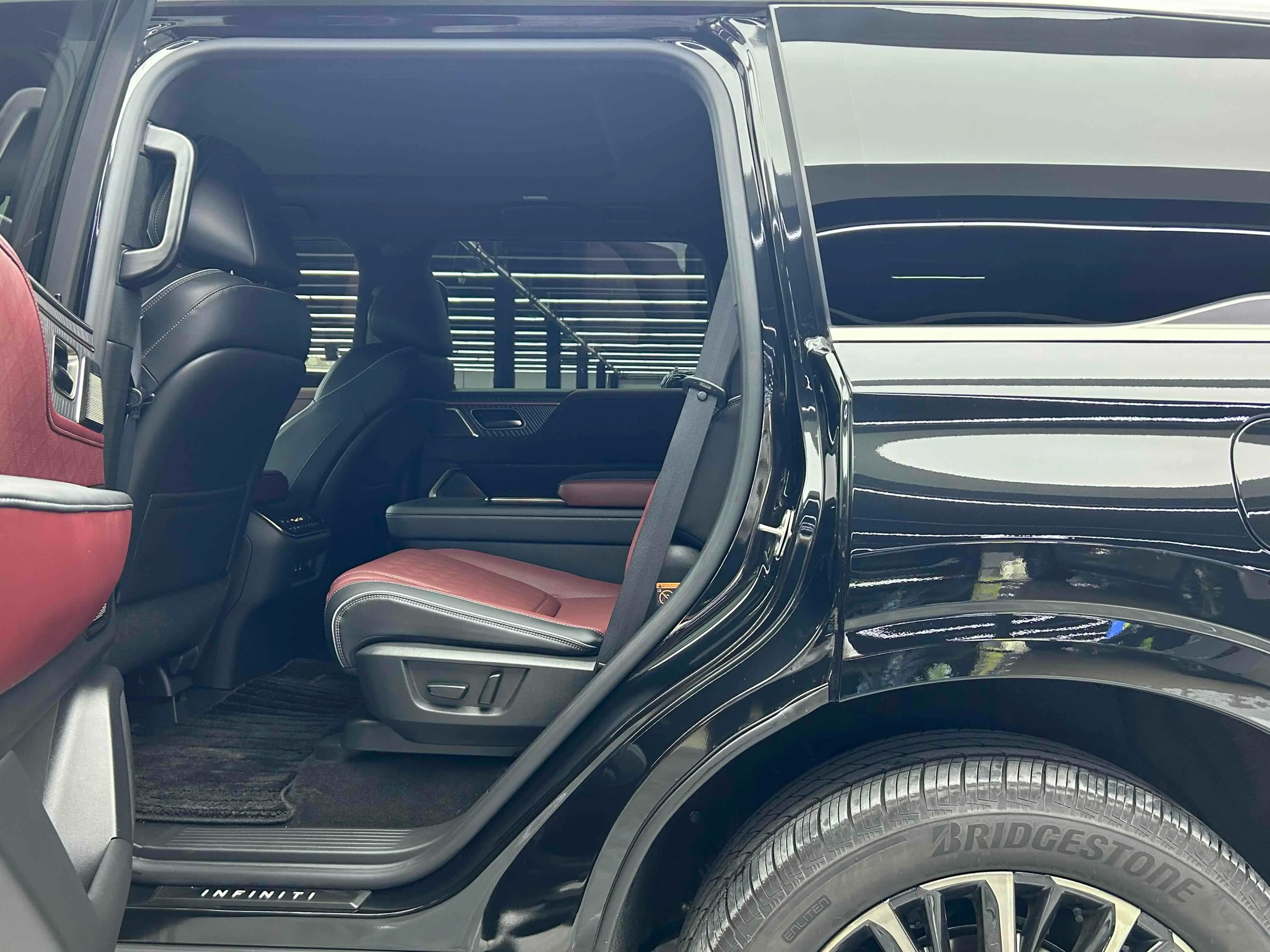 Infiniti QX80 2025 г. 6418 км. — фото 18