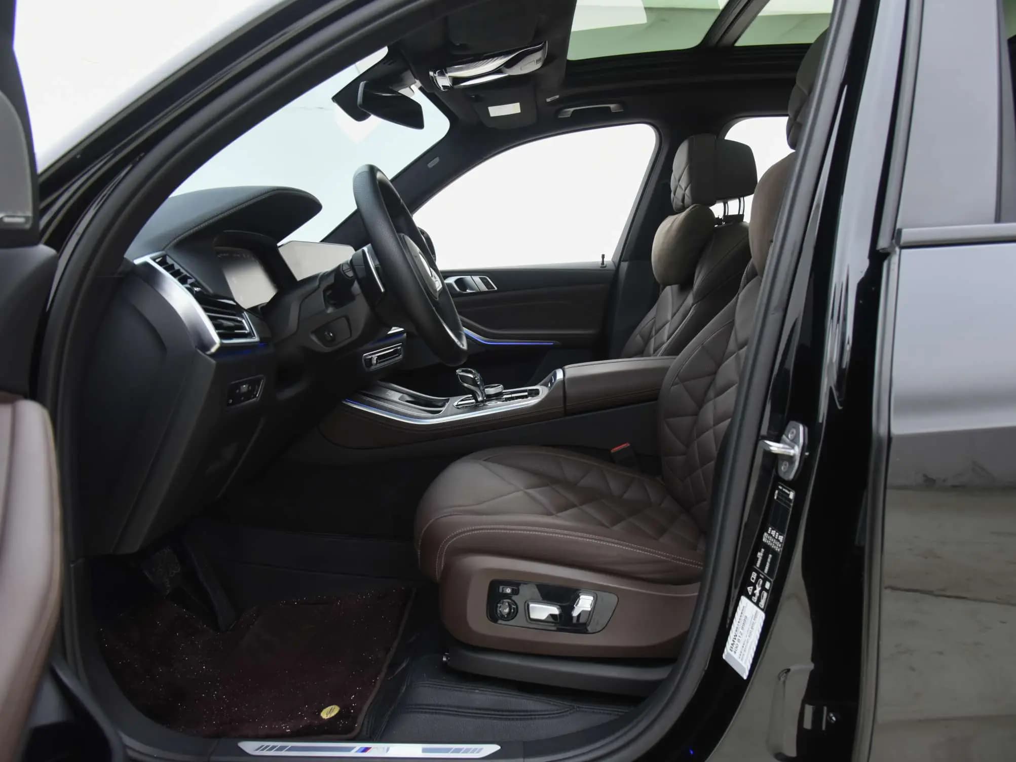 BMW X5 2023 г. 60035 км. — фото 13