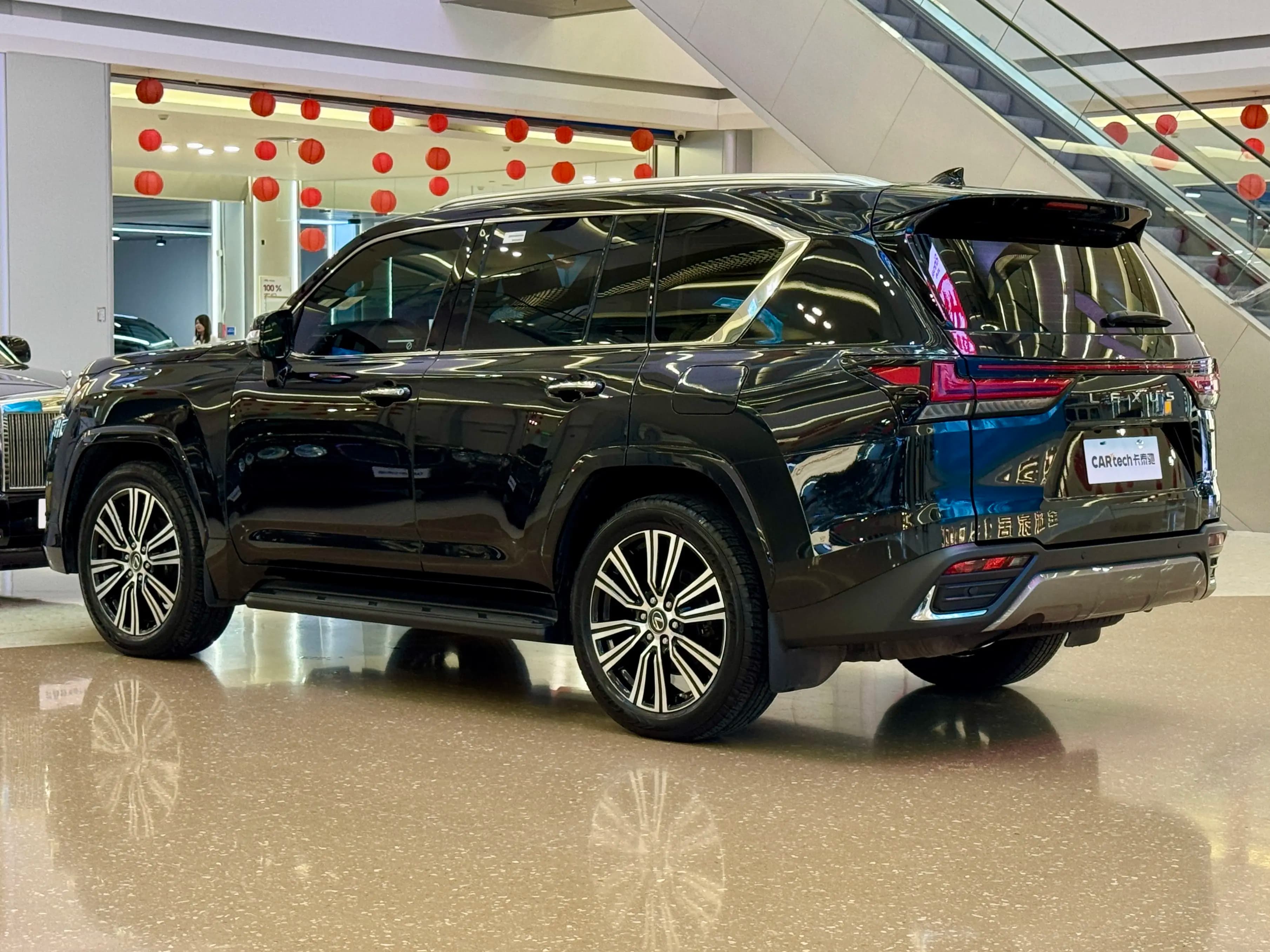 Lexus LX 2023 г. 16766 км. — фото 5
