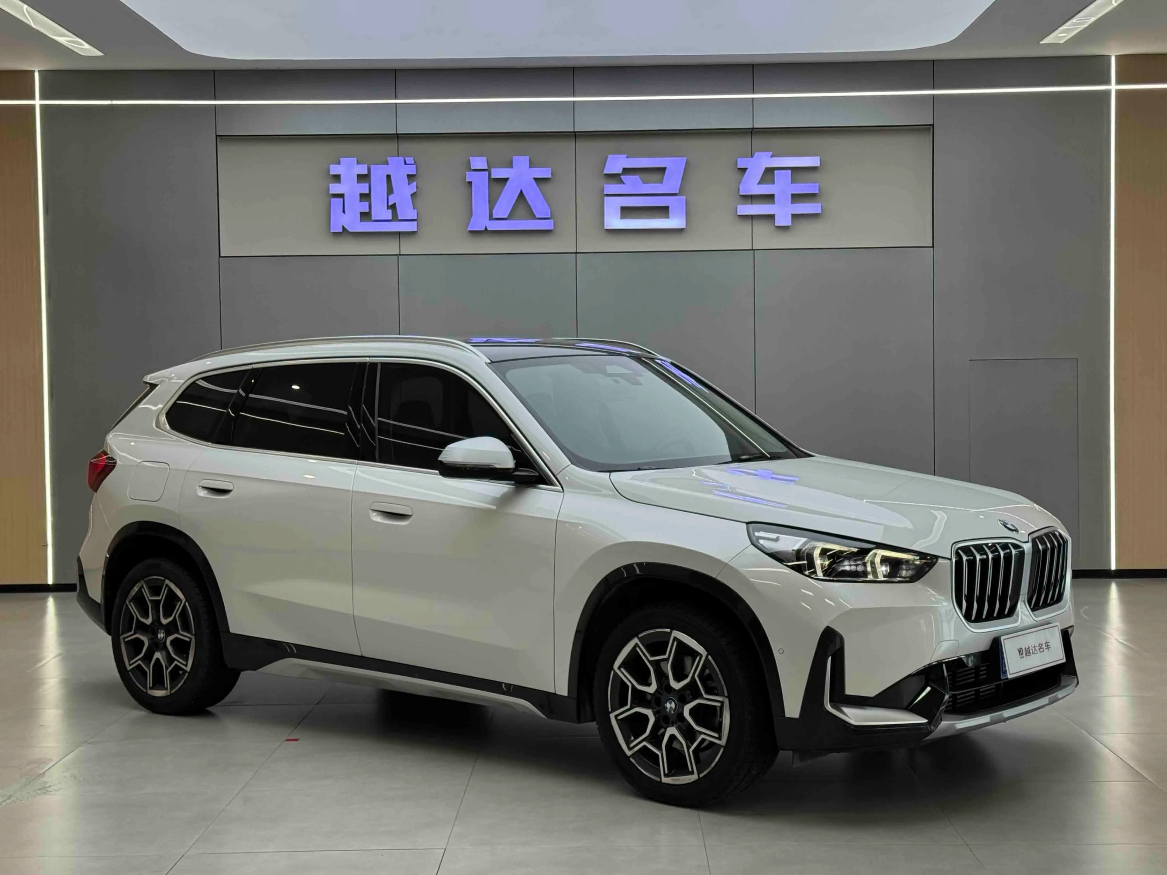 BMW X1 2024 г. 39015 км. — фото 3