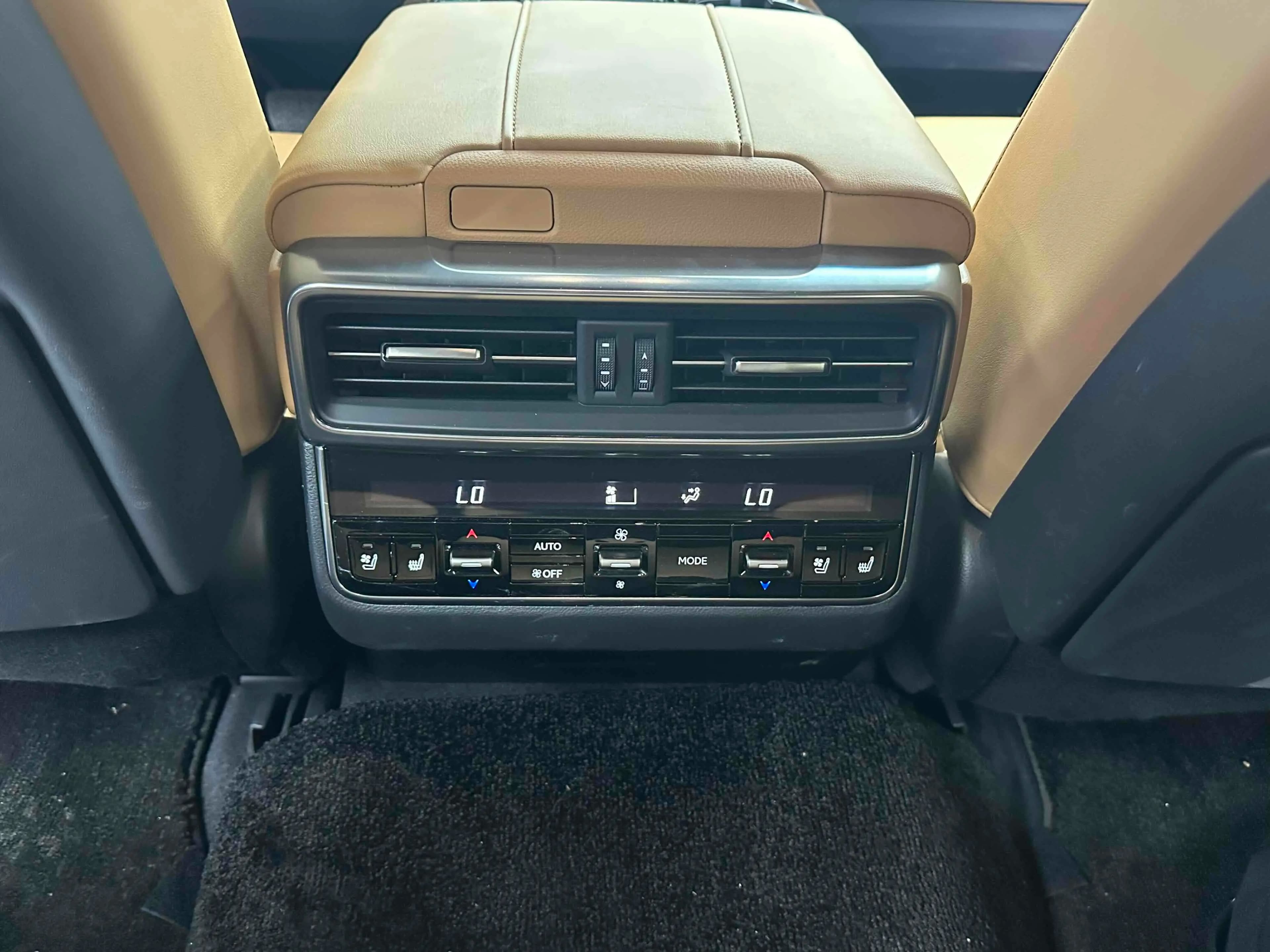 Lexus LX 2024 г. 23867 км. — фото 9