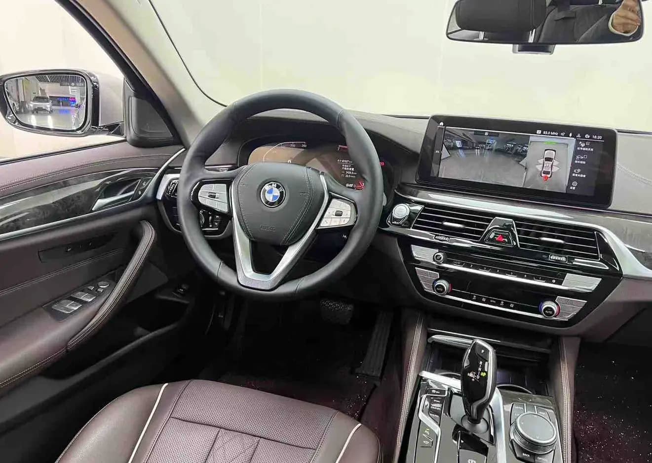 BMW 5 Series 2021 г. 59133 км. — фото 16