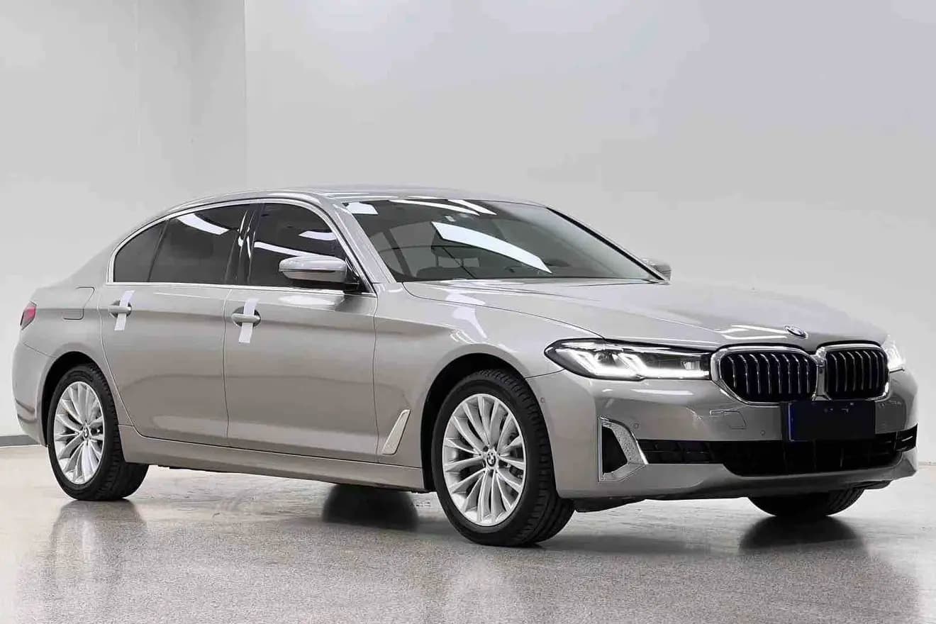 BMW 5 Series 2021 г. 59133 км. — фото 3