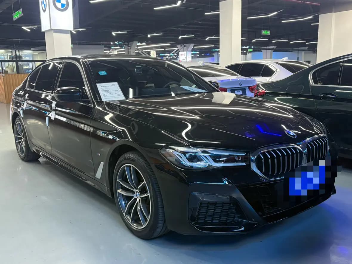 BMW 5 Series 2021 г. 65117 км. — фото 2