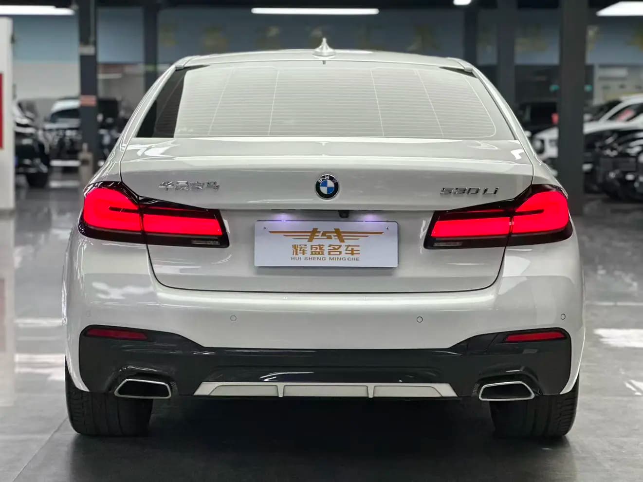 BMW 5 Series 2022 г. 50119 км. — фото 4