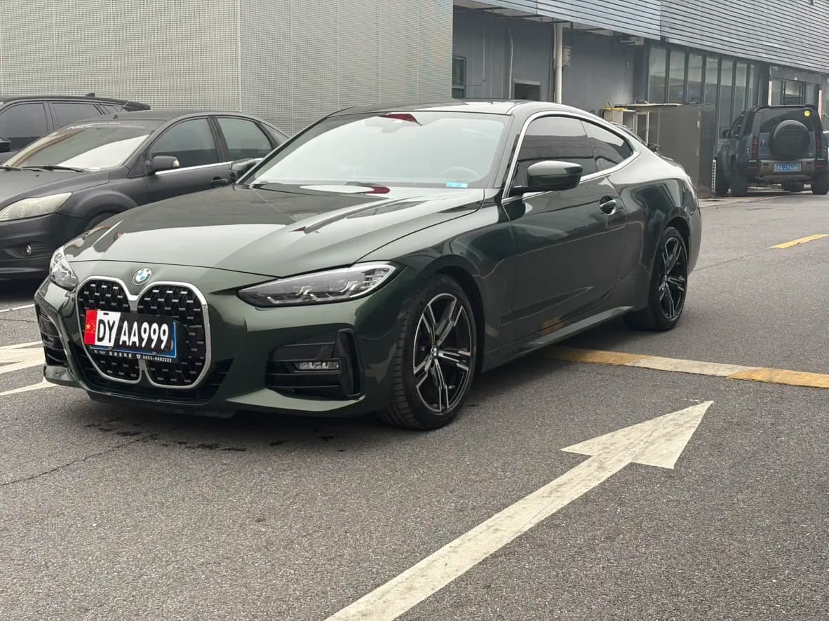 BMW 4 Series 2023 г. 18120 км.