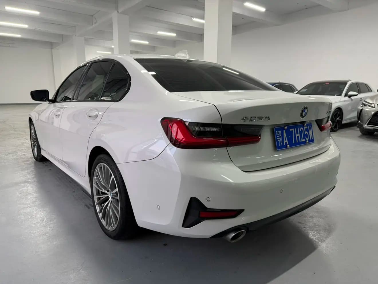 BMW 3 Series 2021 г. 13500 км. — фото 4