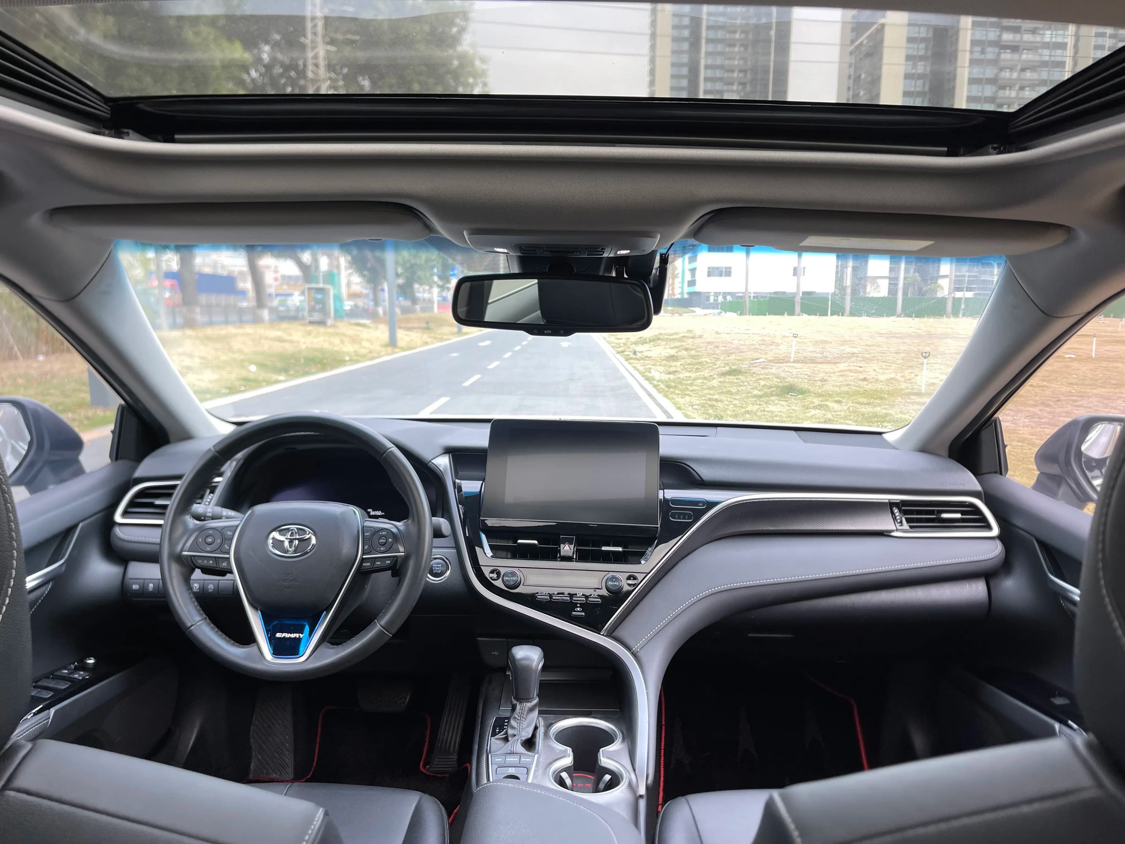 Toyota Camry 2021 г. 41000 км. — фото 15