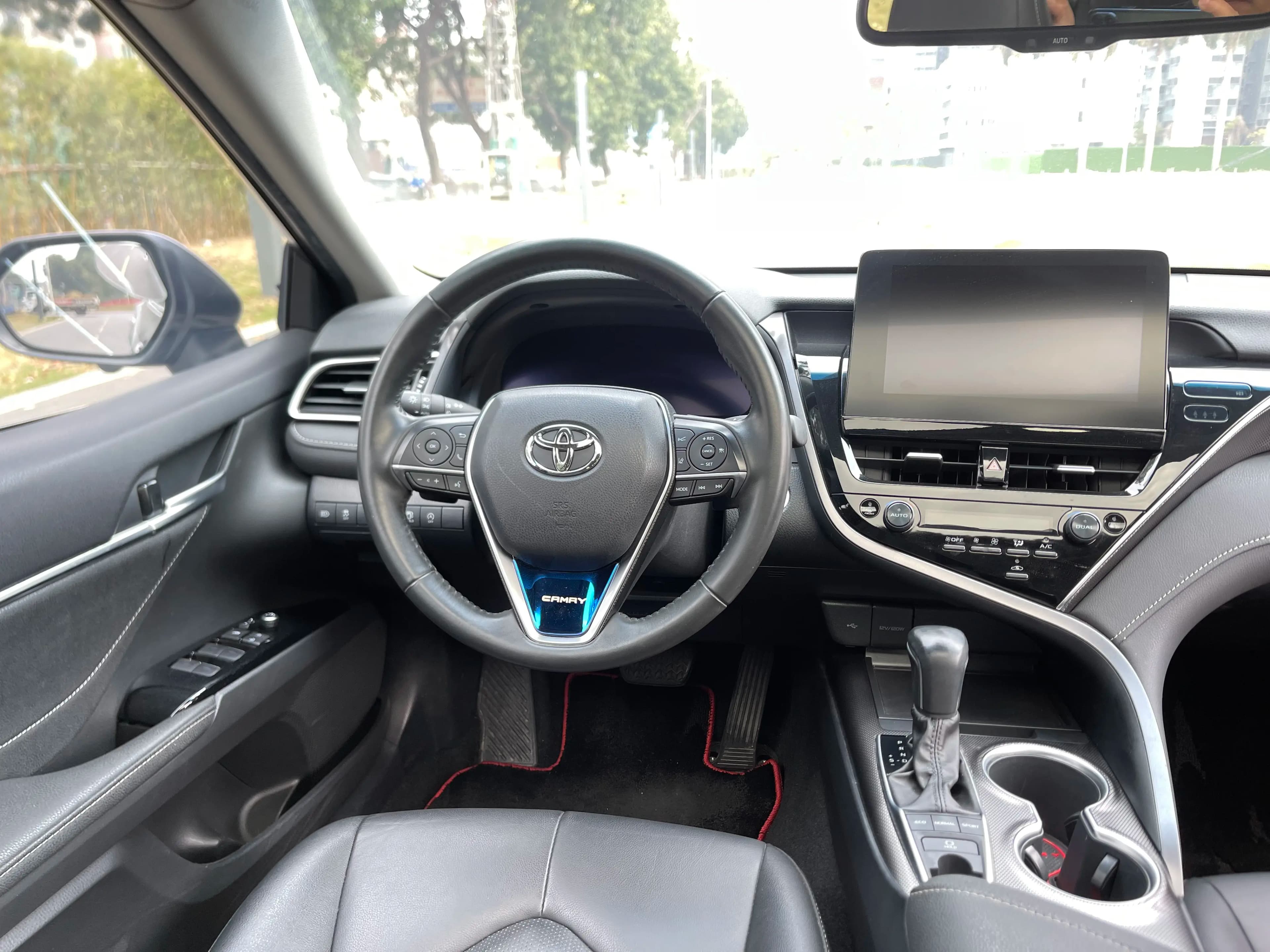Toyota Camry 2021 г. 41000 км. — фото 16