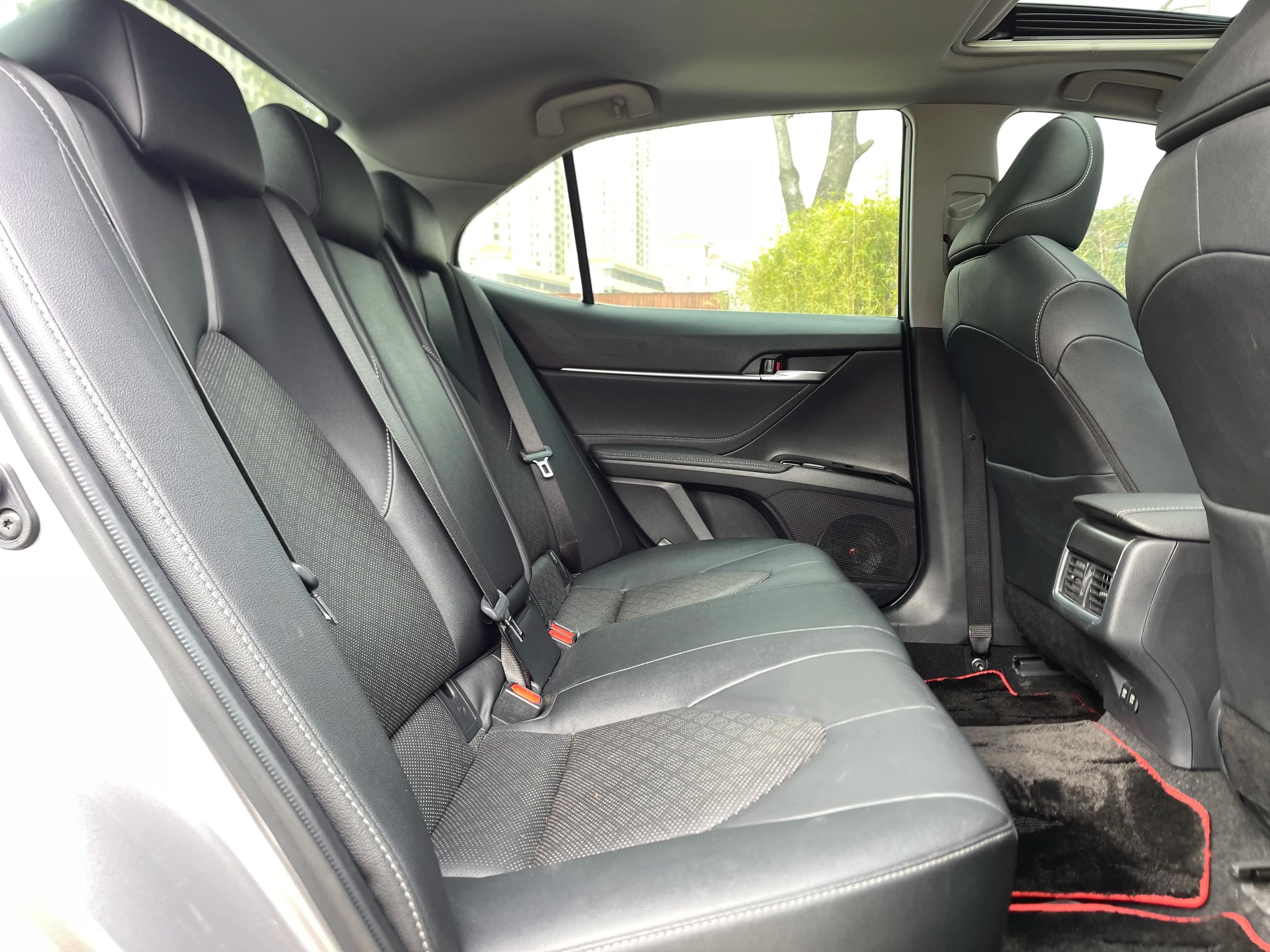 Toyota Camry 2021 г. 41000 км. — фото 18