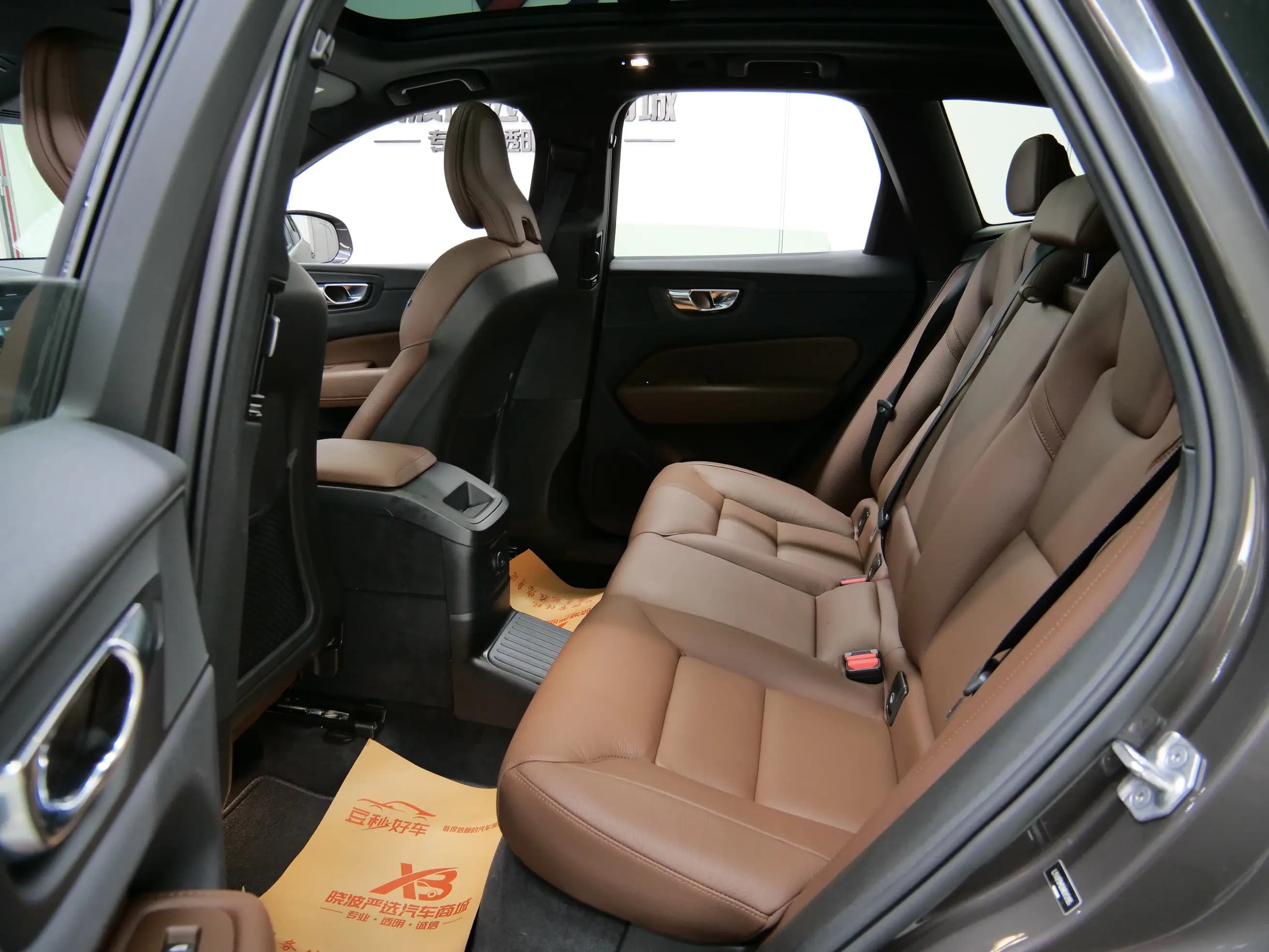 Volvo XC60 PHEV 2021 г. 20010 км. — фото 23