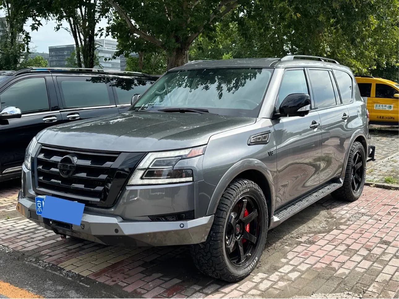 Nissan Patrol 2022 г. 20130 км.
