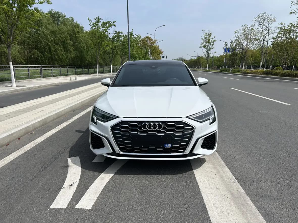 Audi A3 2023 г. 19141 км. — фото 2