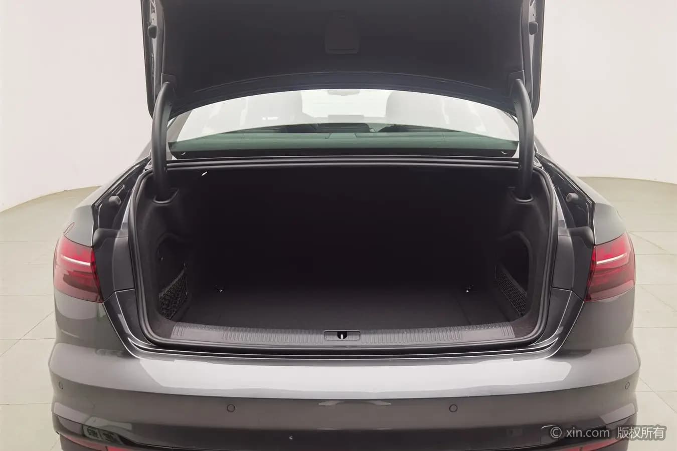 Audi A4L 2024 г. 11505 км. — фото 20