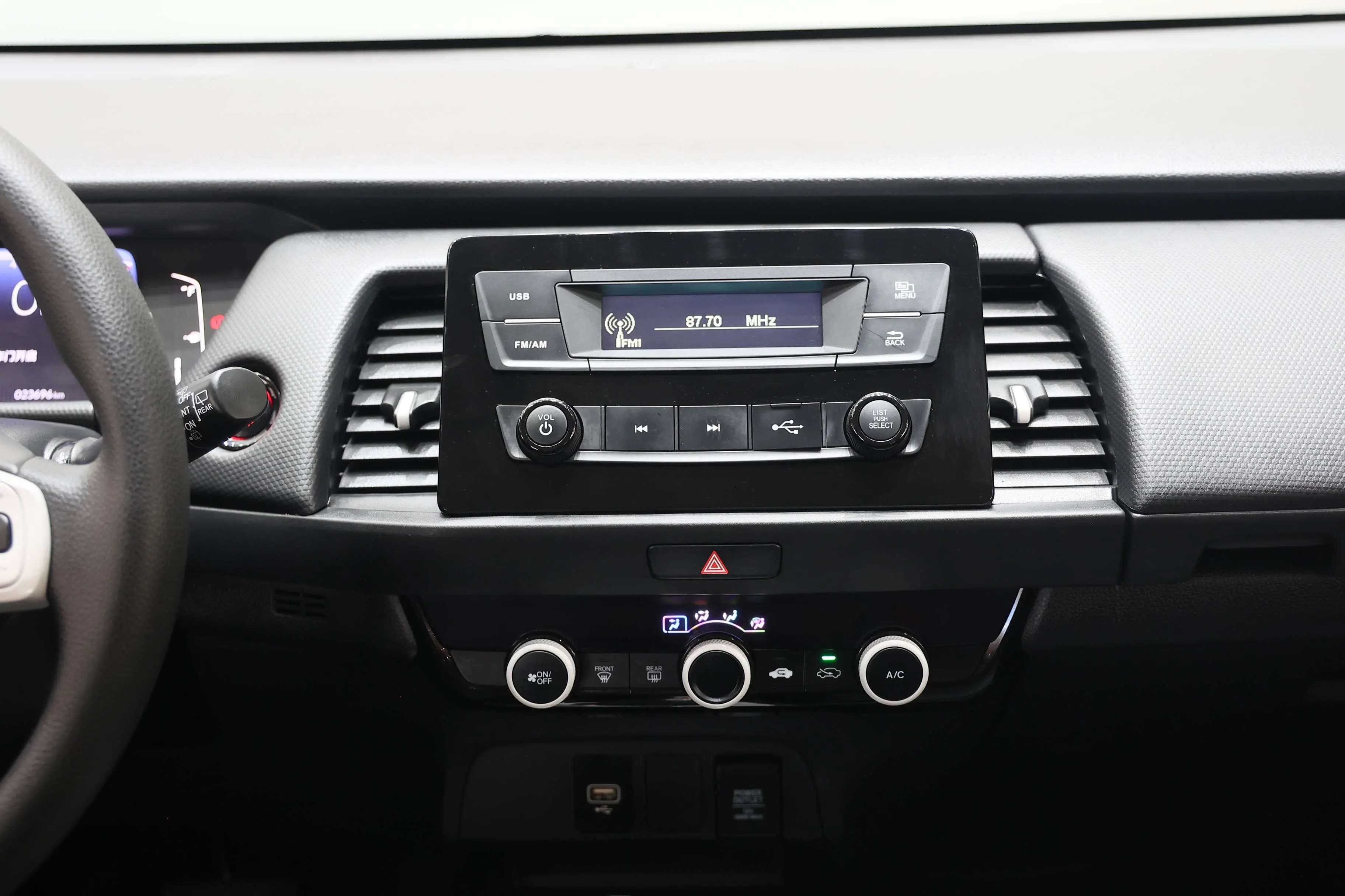 Honda Fit 2021 г. 23090 км. — фото 13