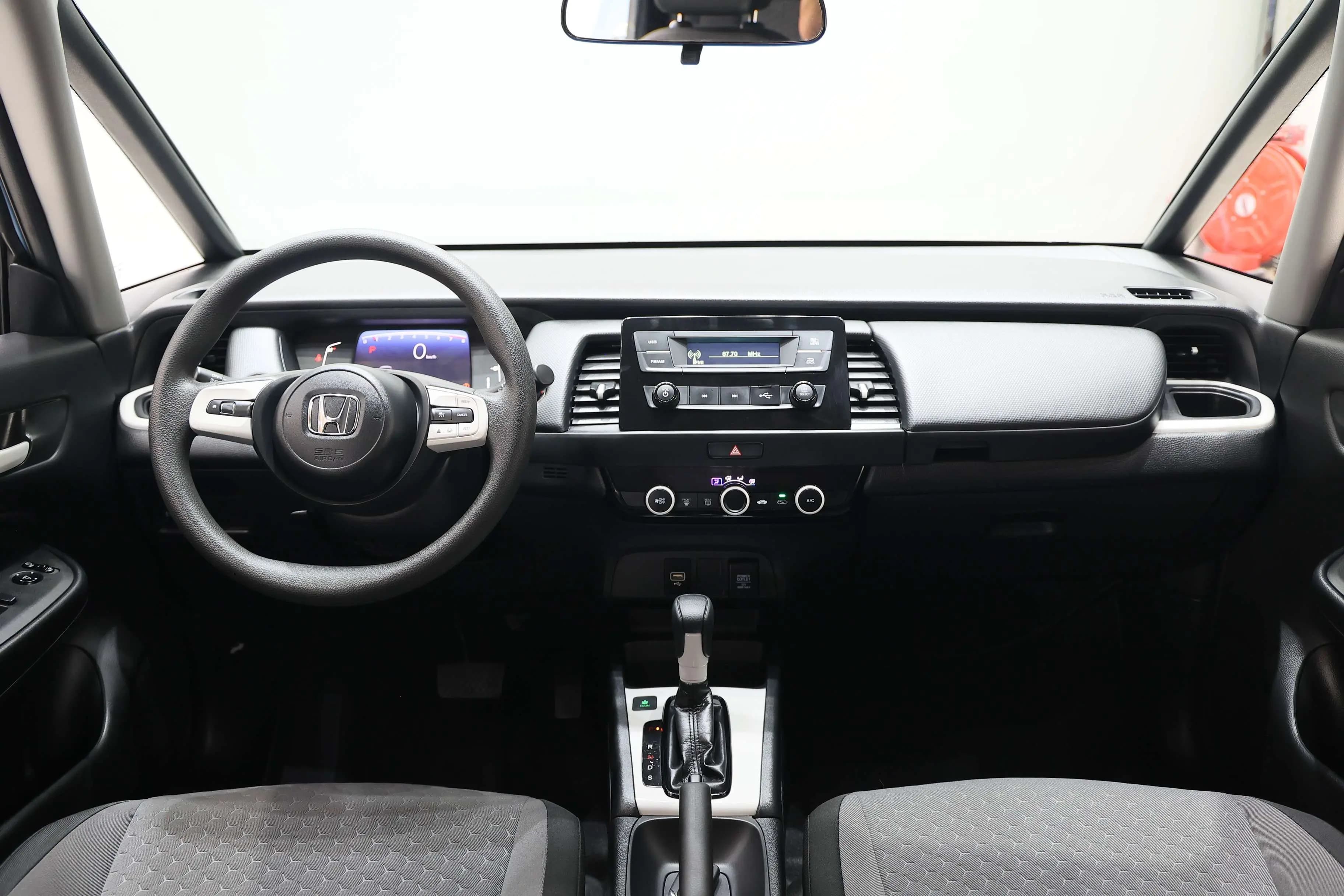 Honda Fit 2021 г. 23090 км. — фото 16