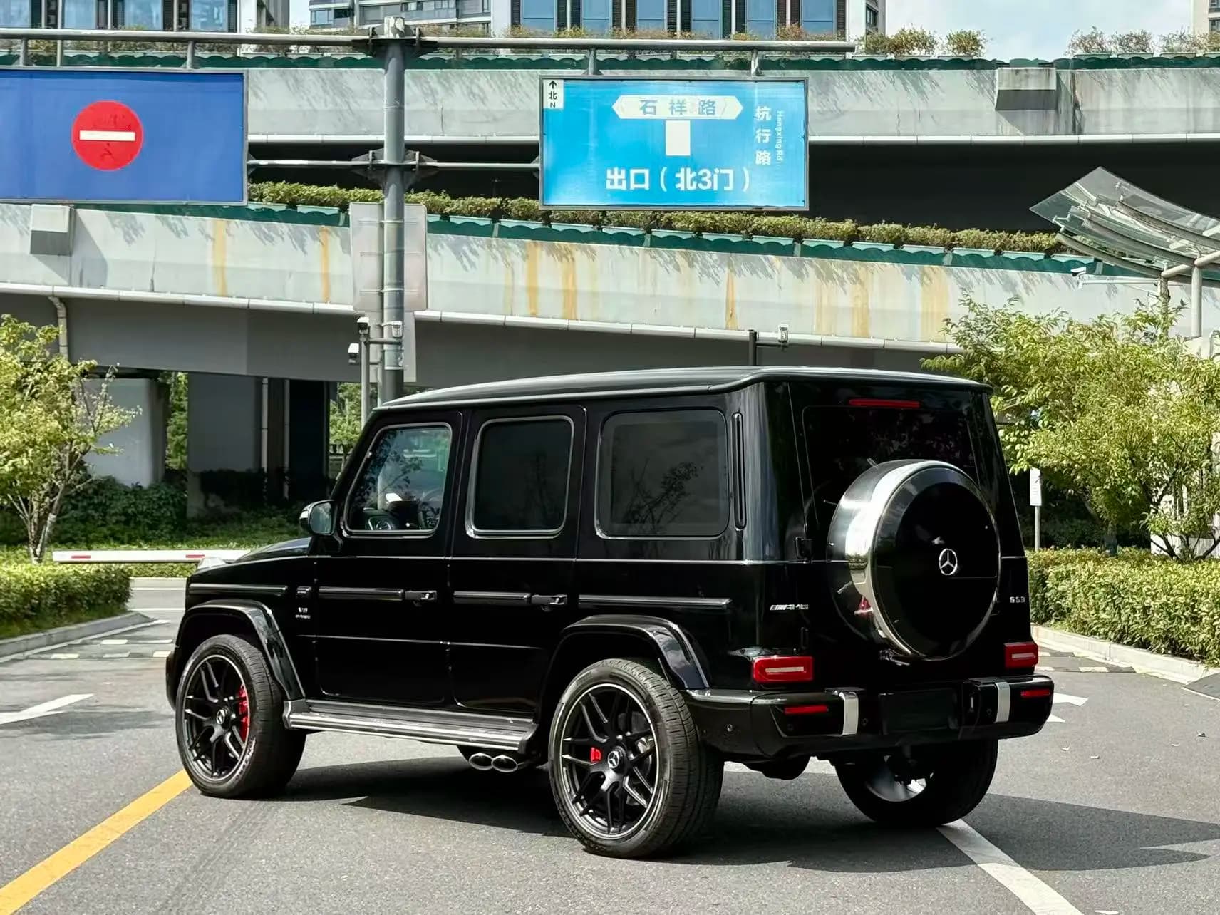 Mercedes-Benz G-Class AMG 2023 г. 15056 км. — фото 4