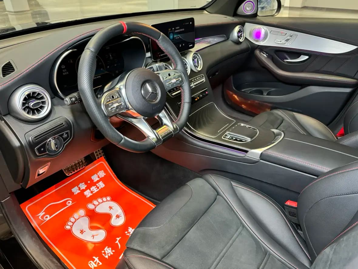 Mercedes-Benz GLC AMG 2022 г. 45088 км. — фото 14