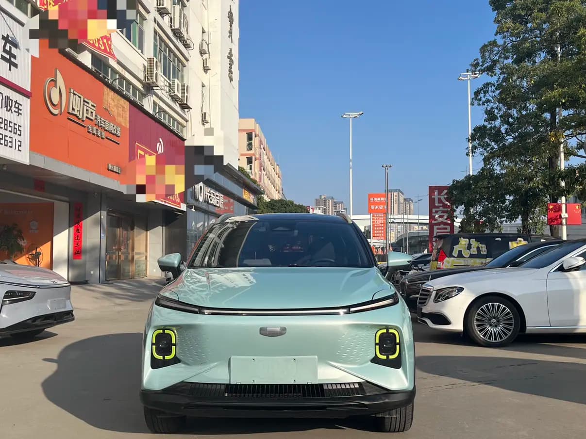 Geely Geometry E Firefly 2022 г. 53031 км. — фото 2