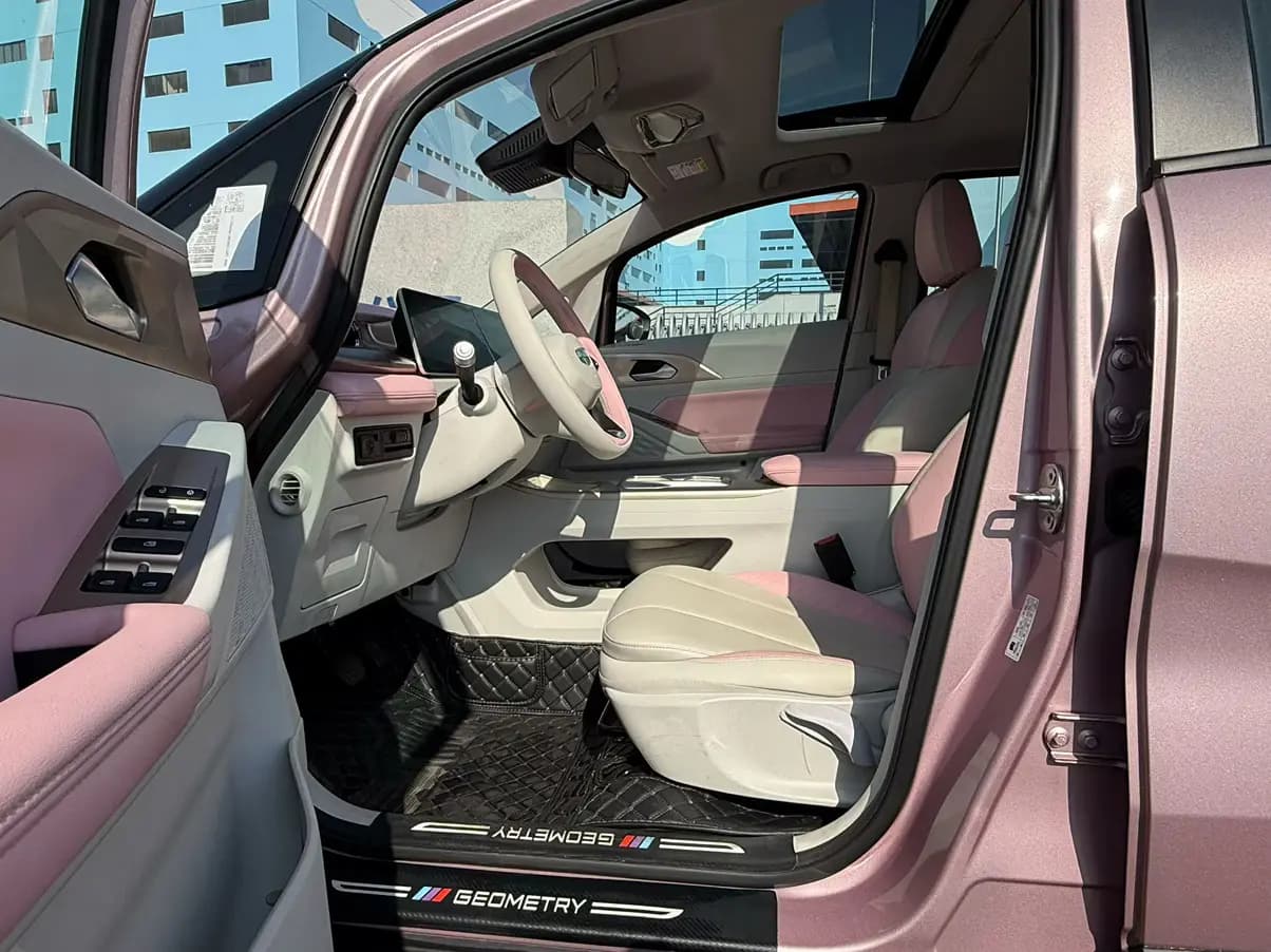 Geely Geometry E Firefly 2024 г. 16034 км. — фото 8