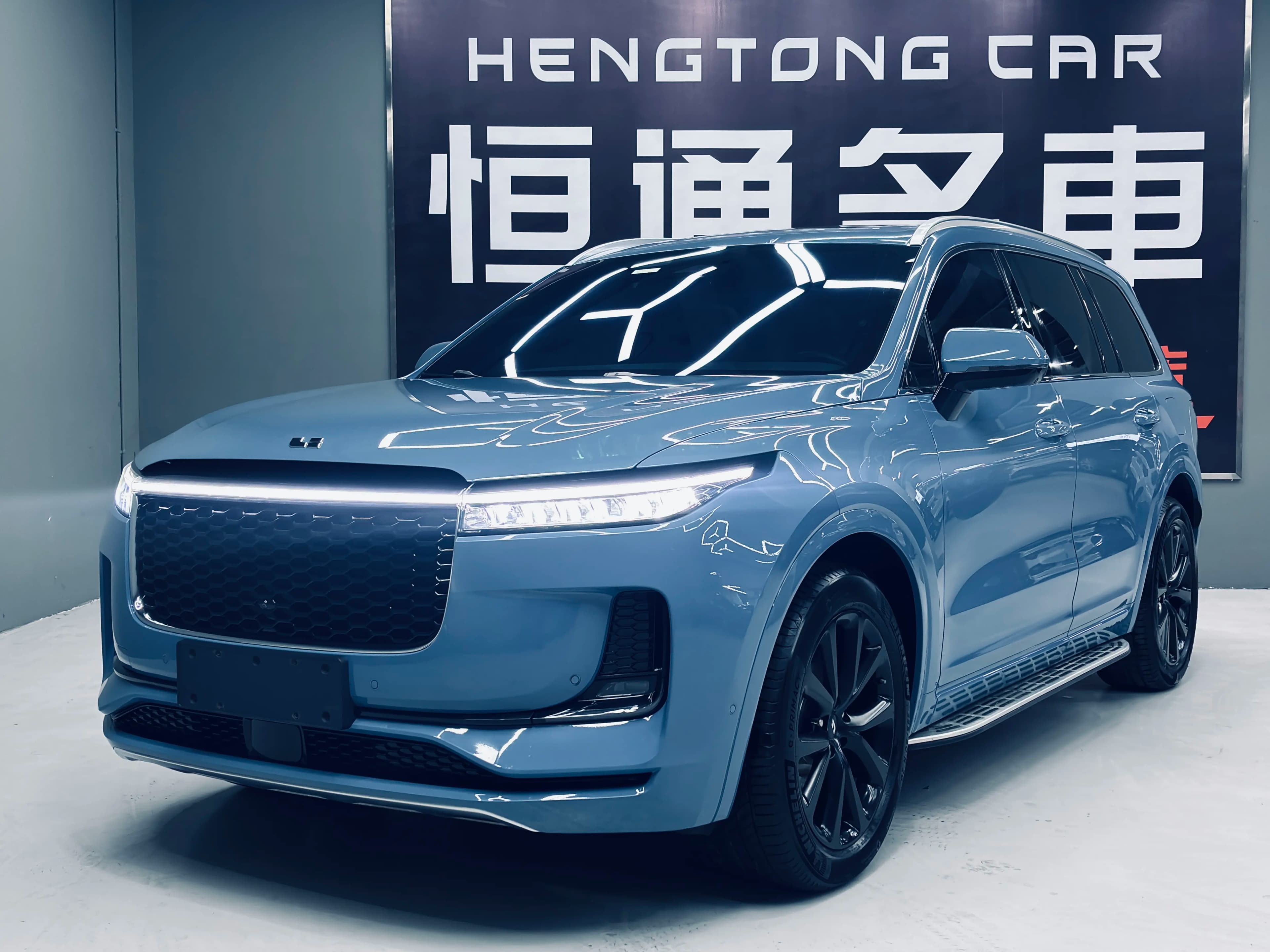 Lixiang ONE 2022 г. 80030 км.