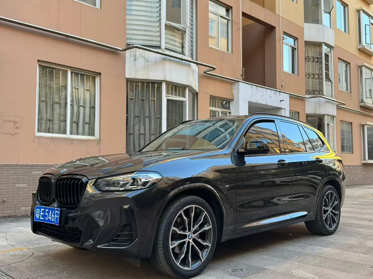 BMW X3 2022 г. 80200 км.