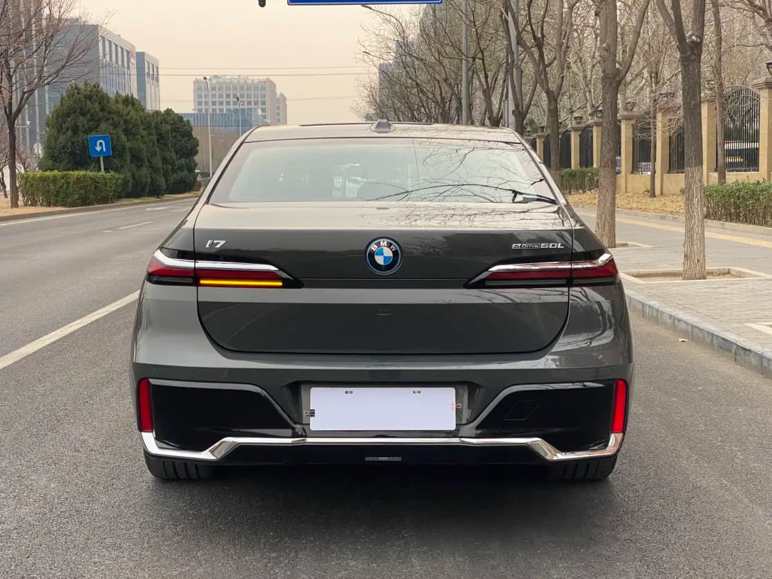 BMW i7 2023 г. 25029 км. — фото 6