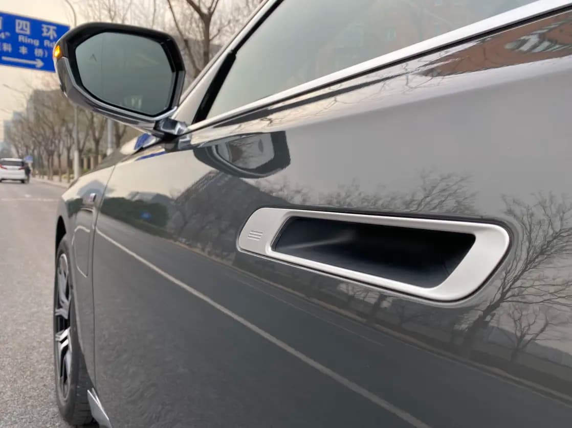 BMW i7 2023 г. 25029 км. — фото 9