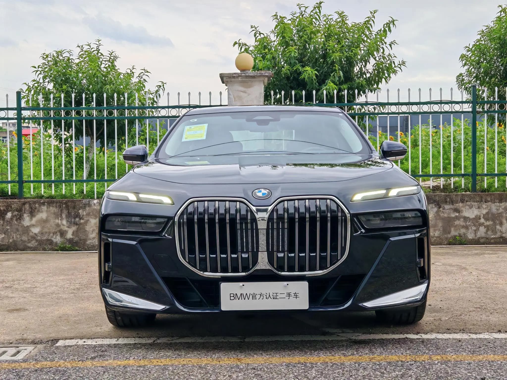 BMW 7 Series 2025 г. 453 км. — фото 2