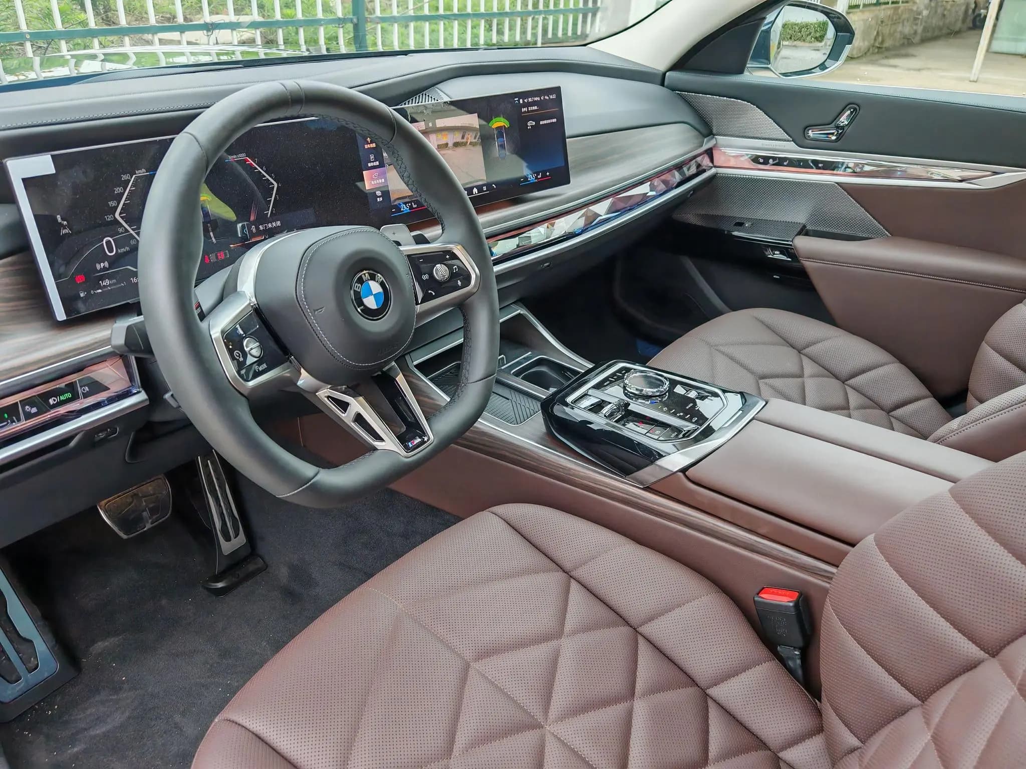 BMW 7 Series 2025 г. 453 км. — фото 20