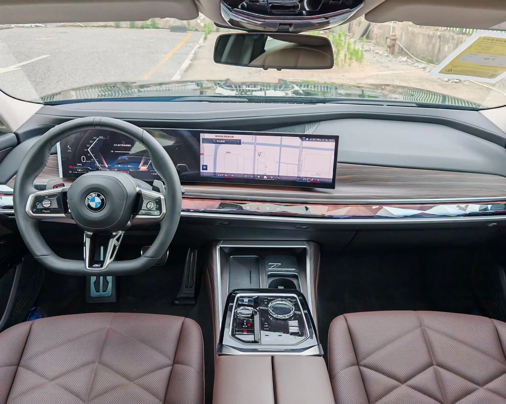 BMW 7 Series 2025 г. 453 км. — фото 21
