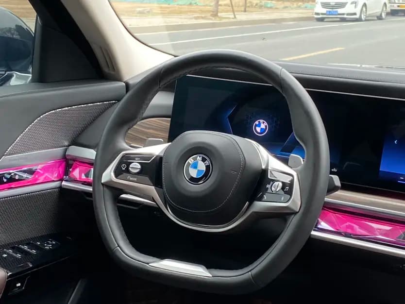 BMW 7 Series 2023 г. 99138 км. — фото 12