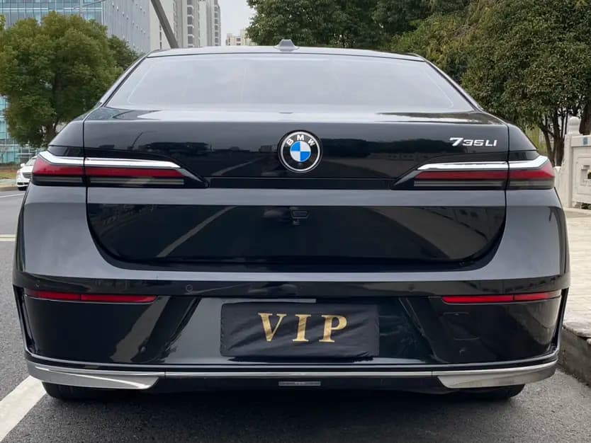 BMW 7 Series 2023 г. 99138 км. — фото 6