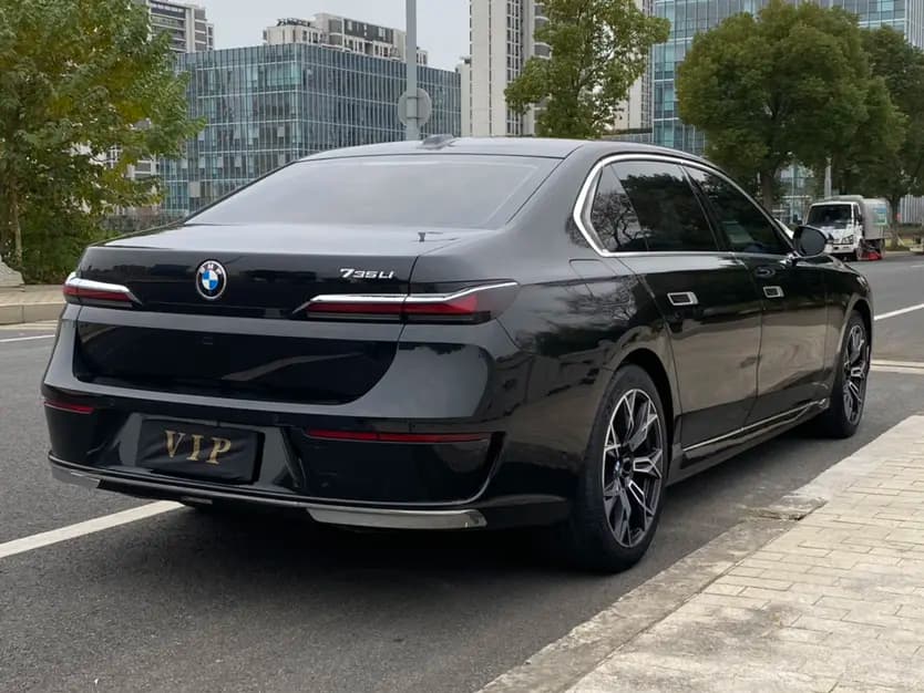 BMW 7 Series 2023 г. 99138 км. — фото 7