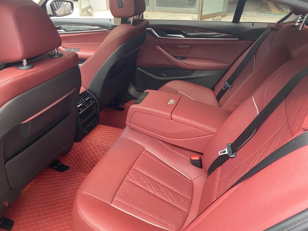 BMW 5 Series 2021 г. 104000 км. — фото 11