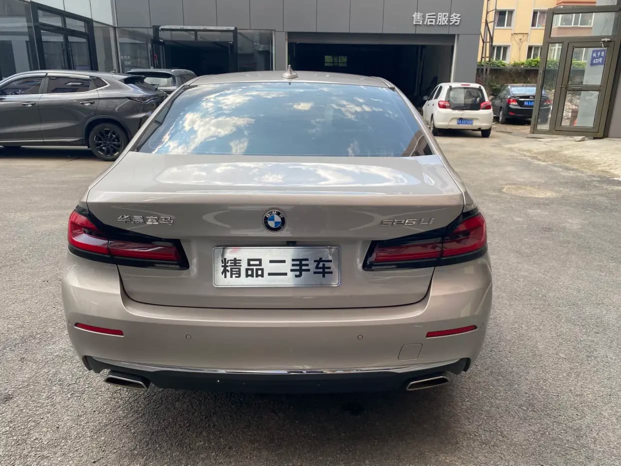 BMW 5 Series 2021 г. 104000 км. — фото 5