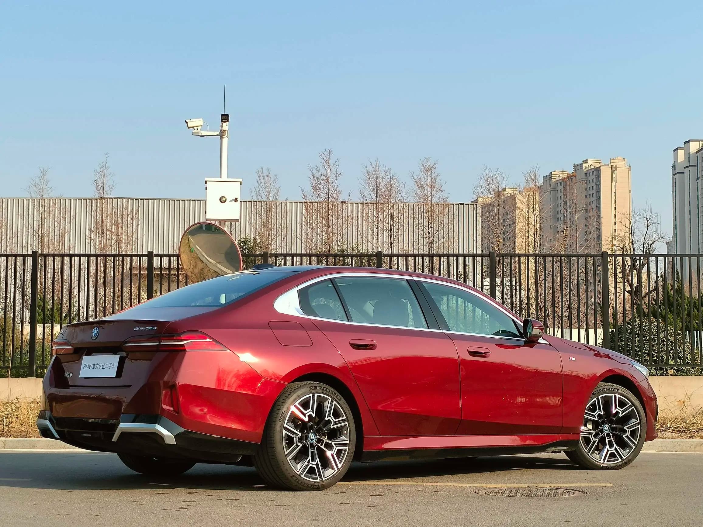 BMW i5 2024 г. 14057 км. — фото 5