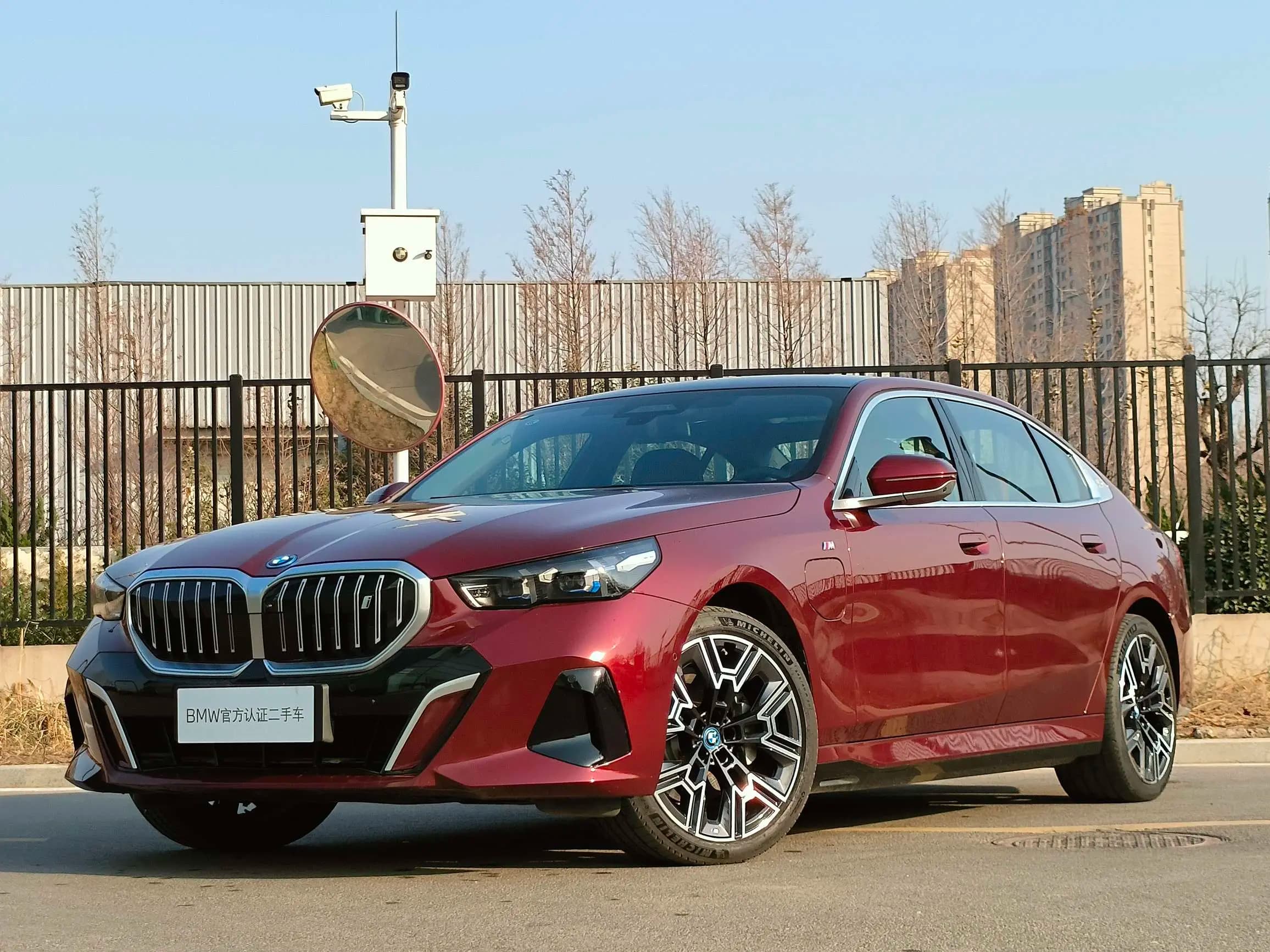 BMW i5 2024 г. 14057 км. — фото 8