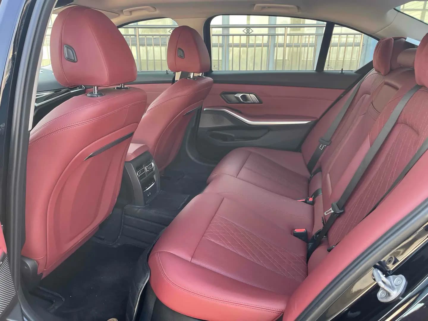 BMW i3 2023 г. 80127 км. — фото 13