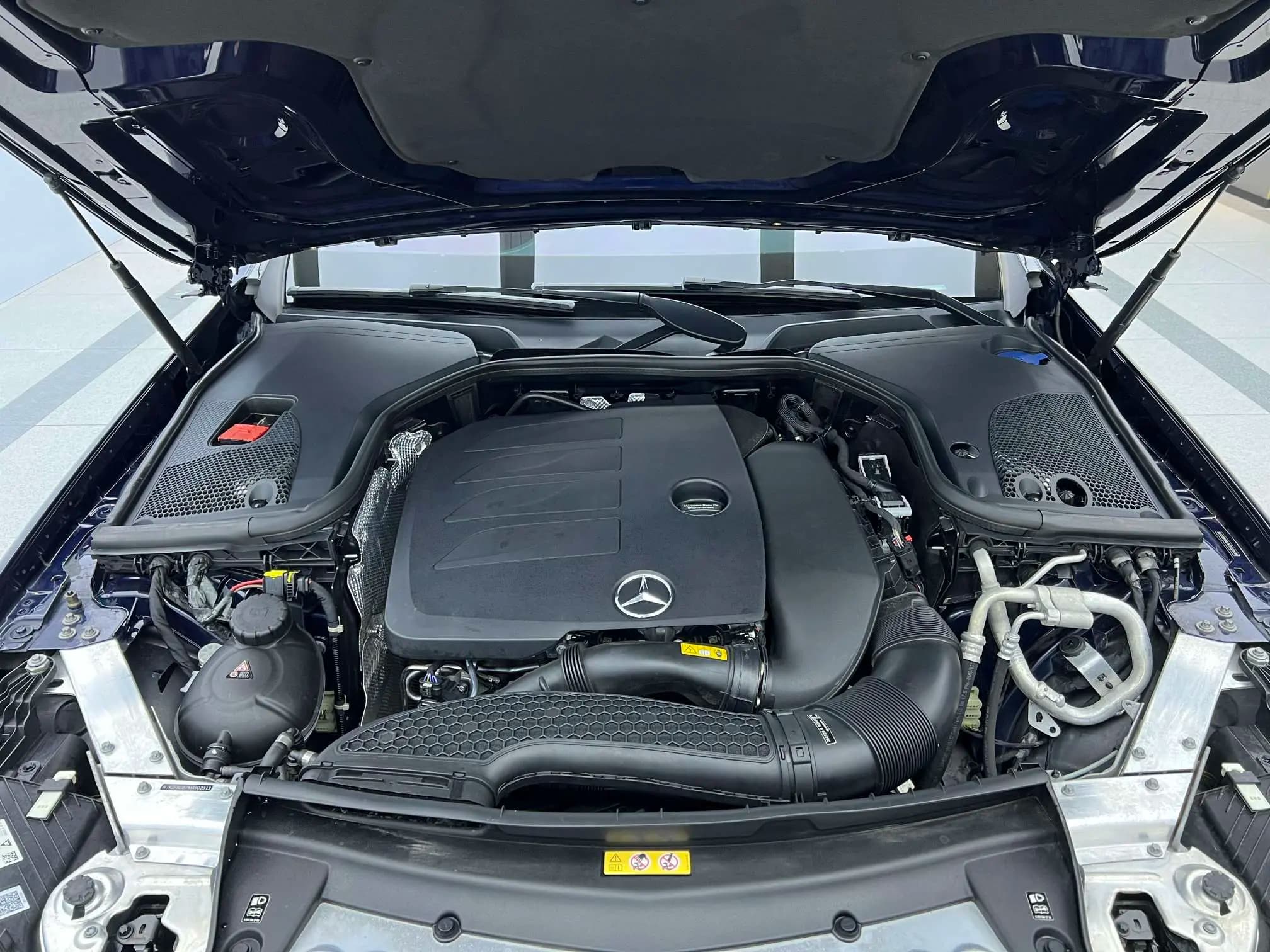 Mercedes-Benz E-Class 2021 г. 65147 км. — фото 5