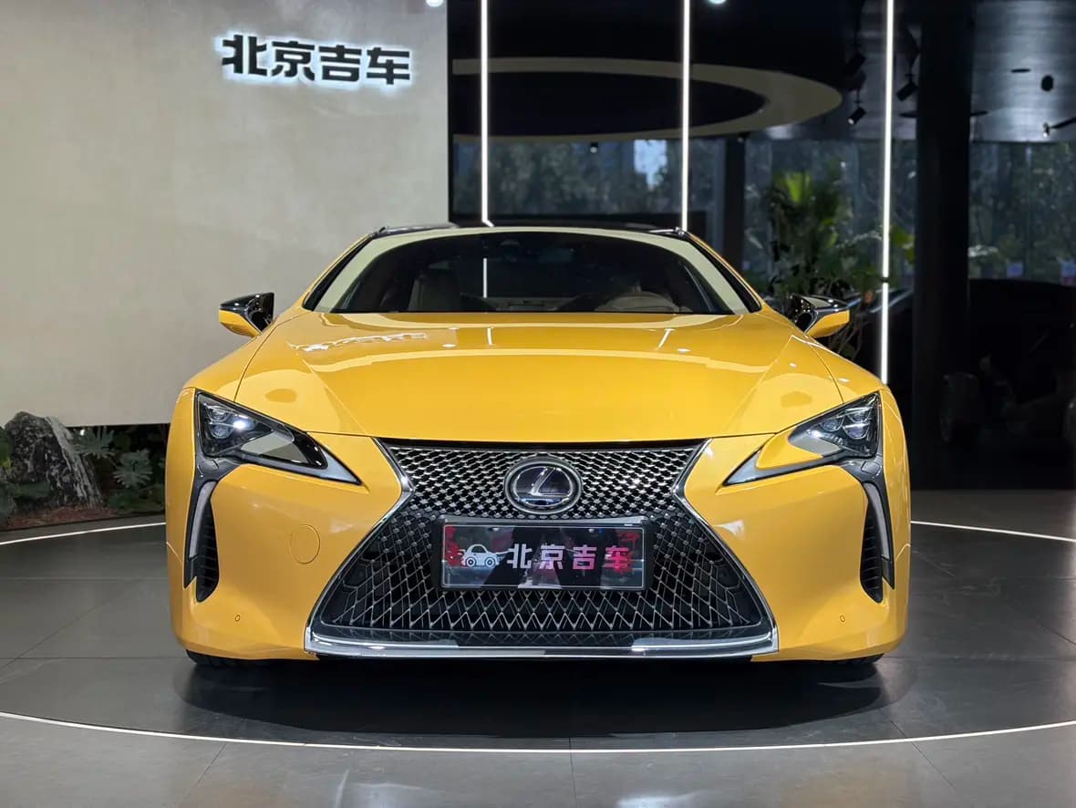 Lexus LC 2021 г. 57906 км. — фото 2