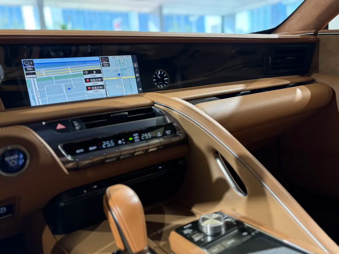 Lexus LC 2021 г. 57906 км. — фото 15